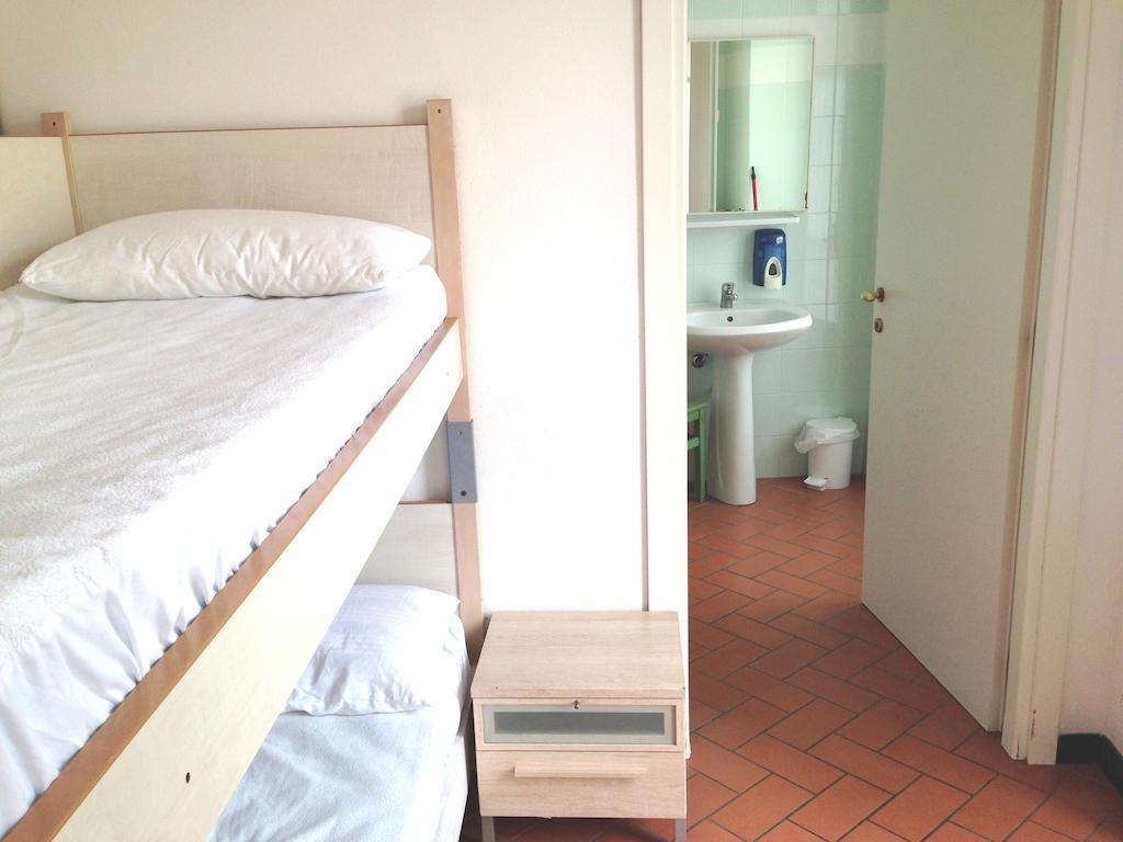 Ospitalia Del Mare Hostel ليفانتو الغرفة الصورة